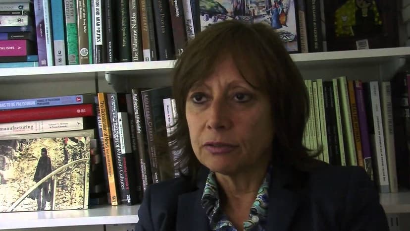 Contextualising the Media and the Uprisings: A return to History