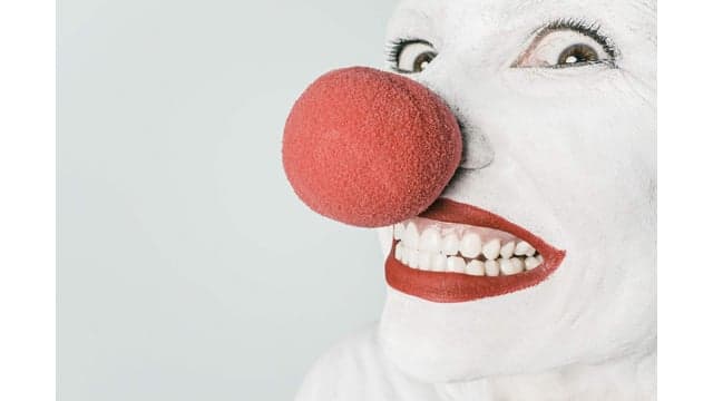 Comedy and Distinction